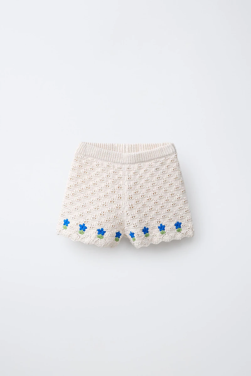 EMBROIDERED CROCHET KNIT SHORTS