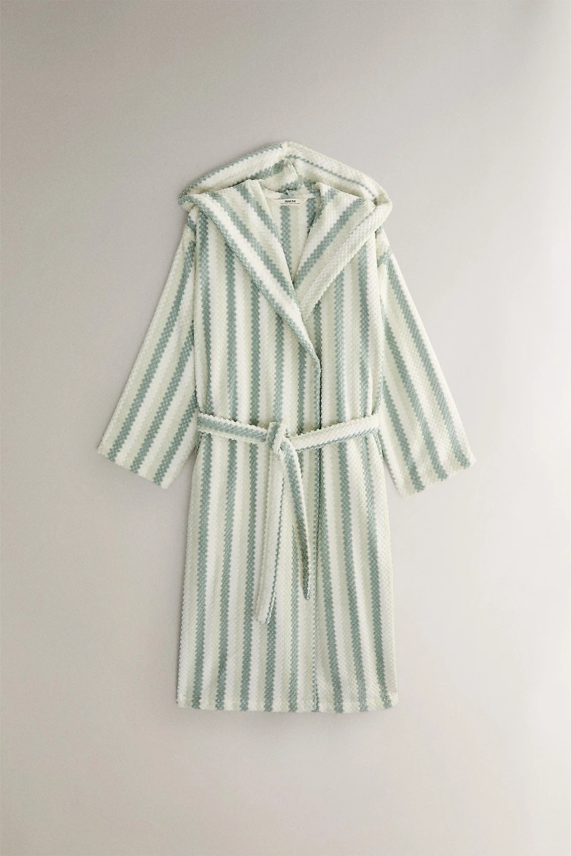 GEOMETRIC JACQUARD BATHROBE