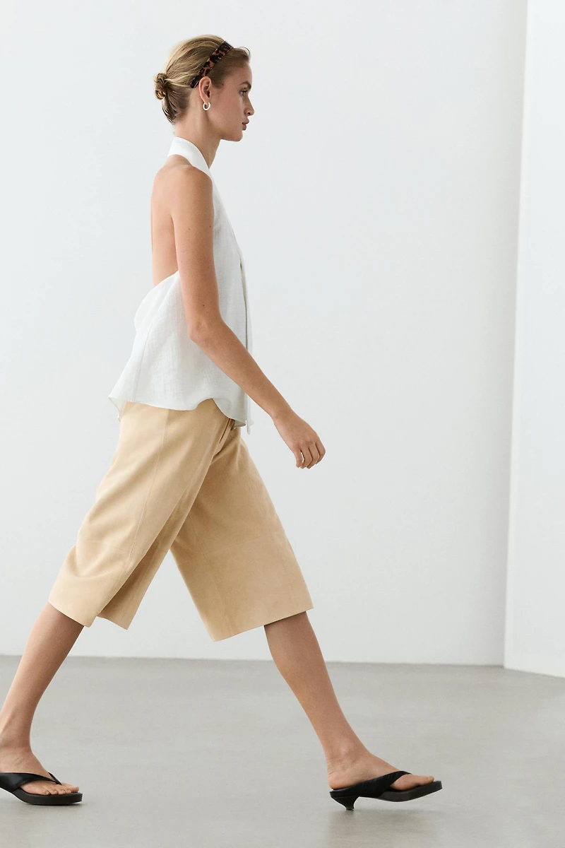 Long suede leather Bermuda shorts