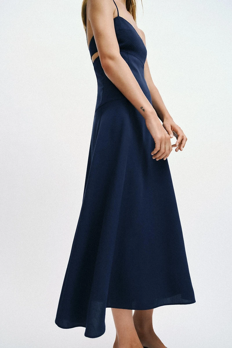 ROBE MI-LONGUE BRETELLES CUT OUT