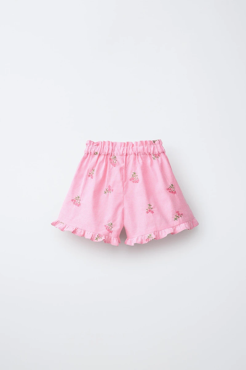 STRIPED EMBROIDERED FLOWER SHORTS