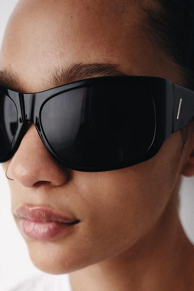 RECTANGULAR SUNGLASSES