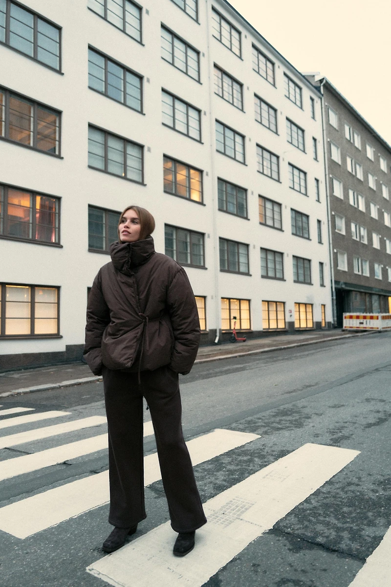 WATER AND WIND PROTECTION SHORT PUFFER ANORAK