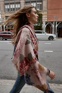 FLORAL PRINT SCARF WITH WOOL