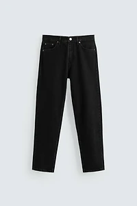 SLIM TAPERED FIT JEANS