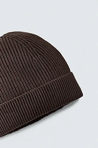 BONNET EN MAILLE BASIQUE