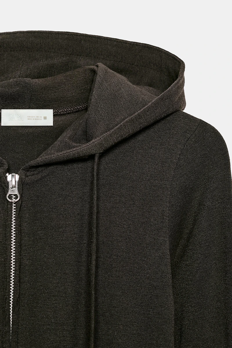 SEAMLESS CROPPED SWEATSHIRT