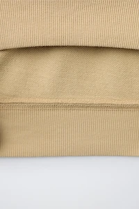 GARMENT DYE LABEL SWEATSHIRT