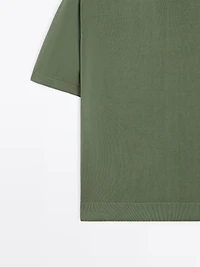 Short sleeve knit T-shirt