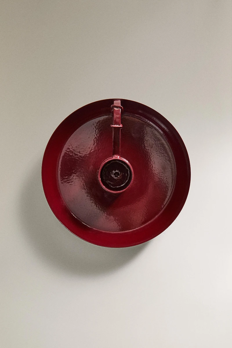 ROUND METAL CHRISTMAS CANDLESTICK