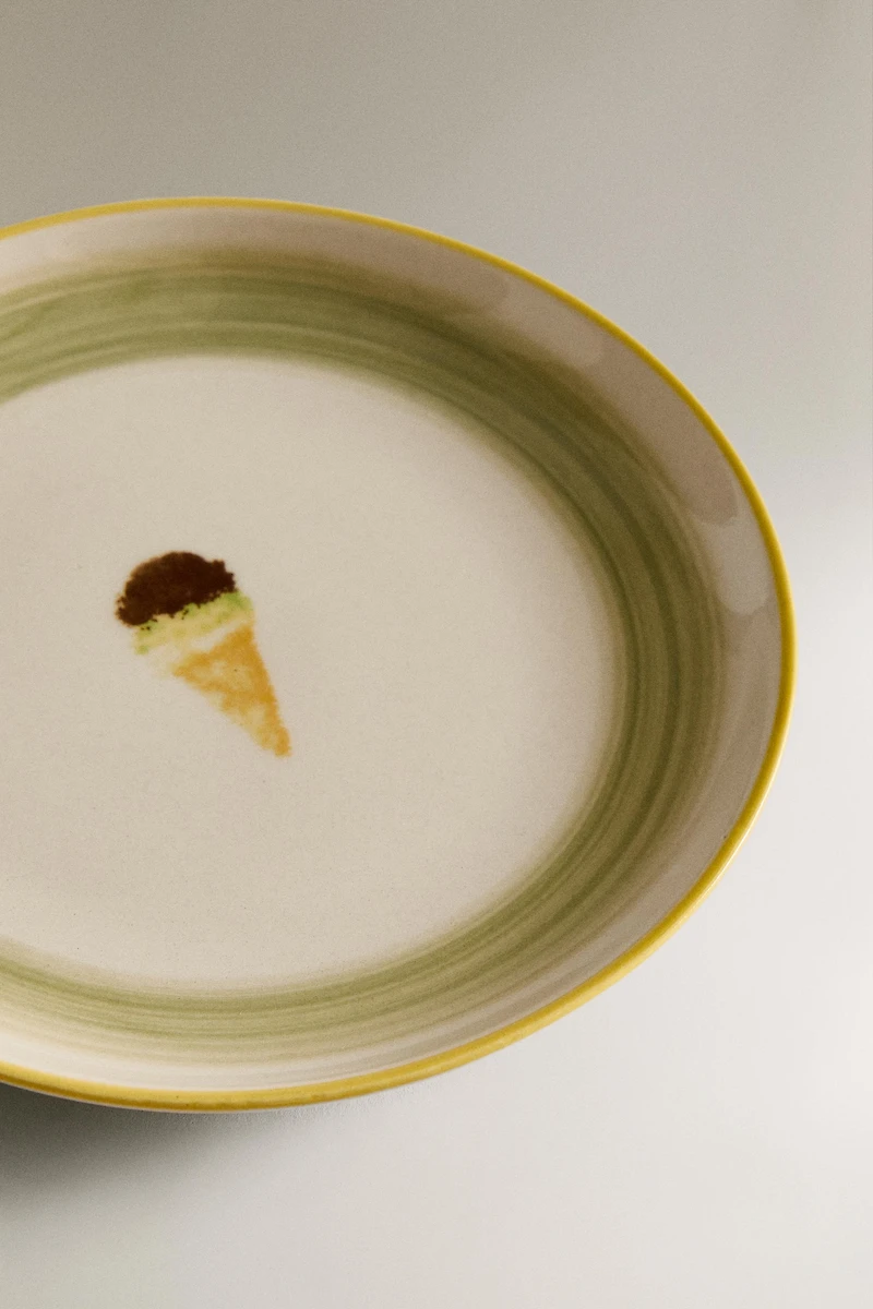STONEWARE ICE CREAM DESSERT PLATE