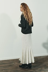 SOFT-TOUCH LACE SKIRT