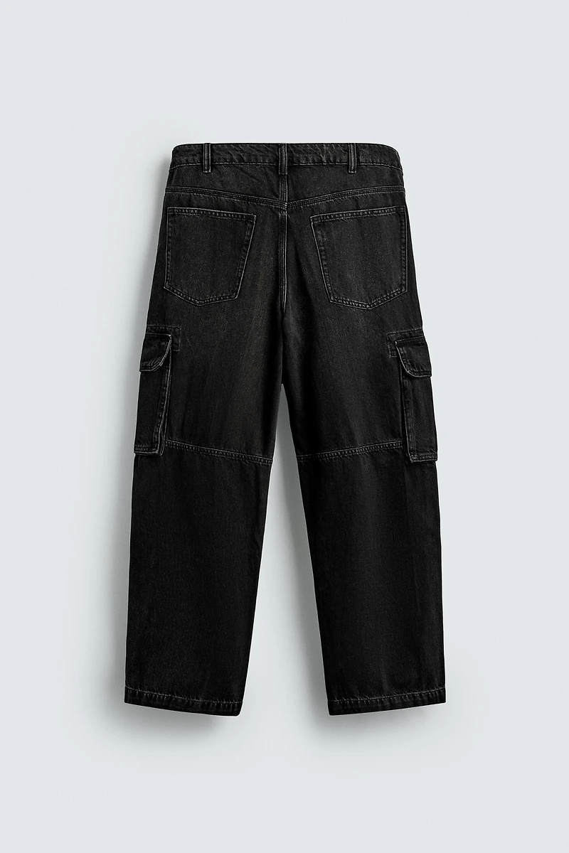 STRAIGHT FIT CARGO JEANS