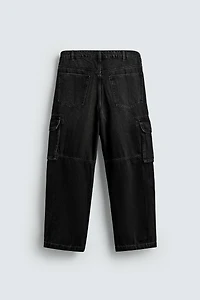 STRAIGHT FIT CARGO JEANS