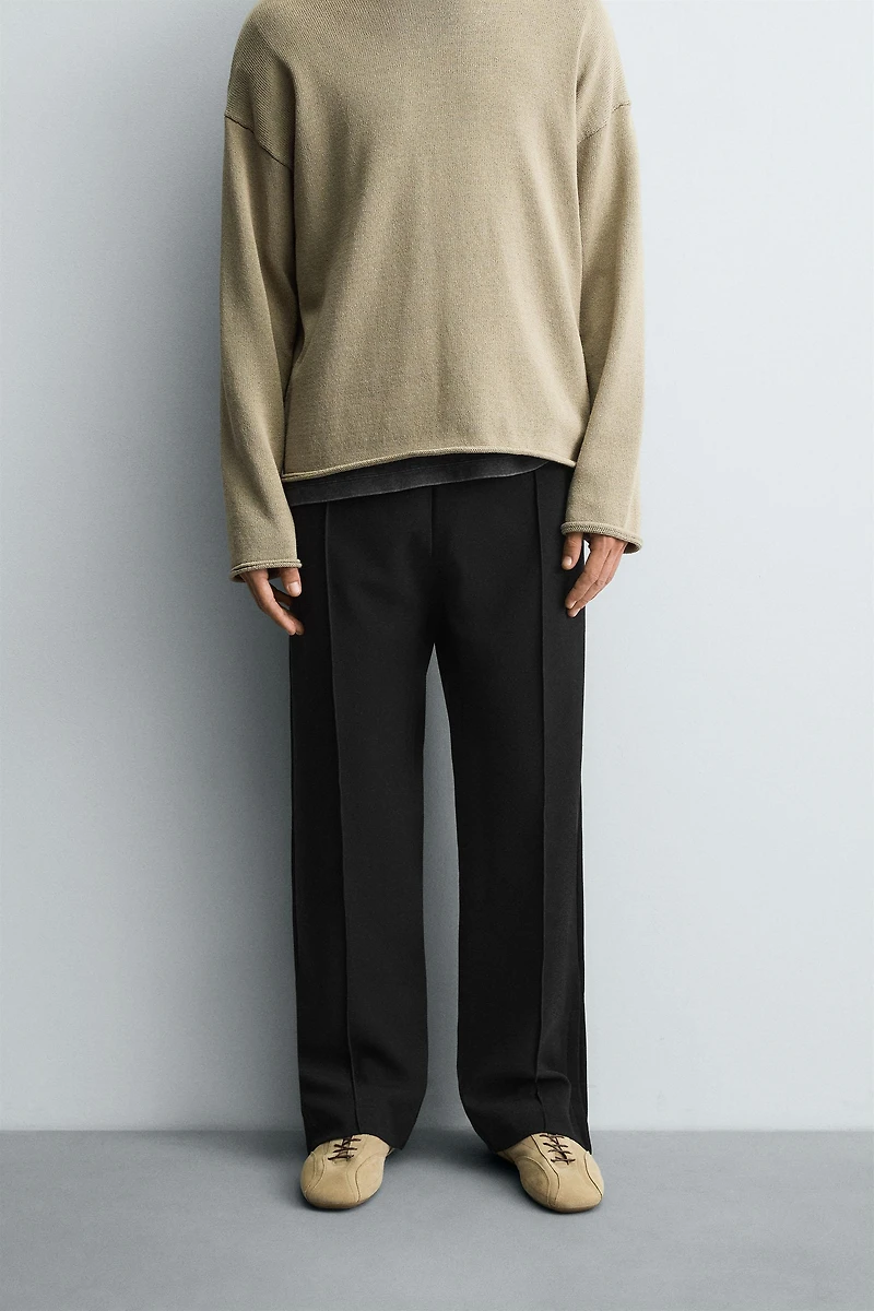 FLOWY ZIPPERED PANTS