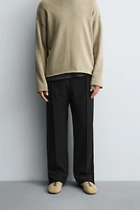 FLOWY ZIPPERED PANTS