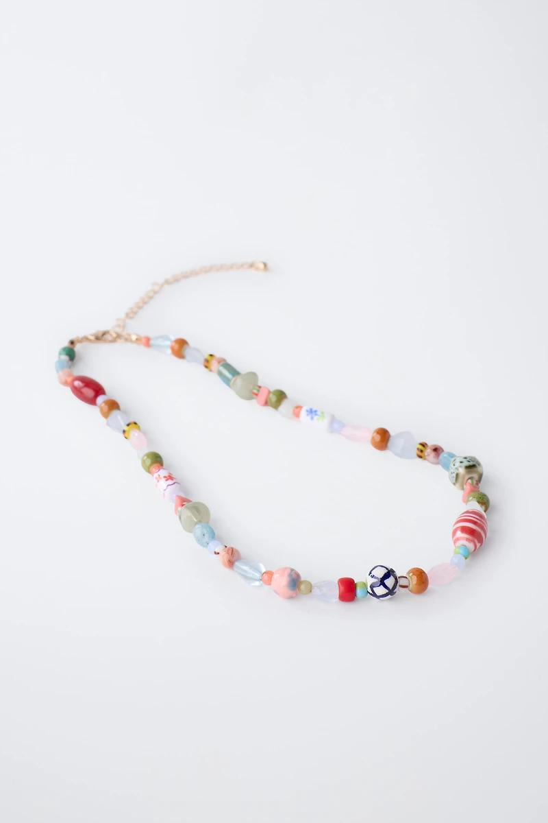 SHAPED BEAD NECKLACE