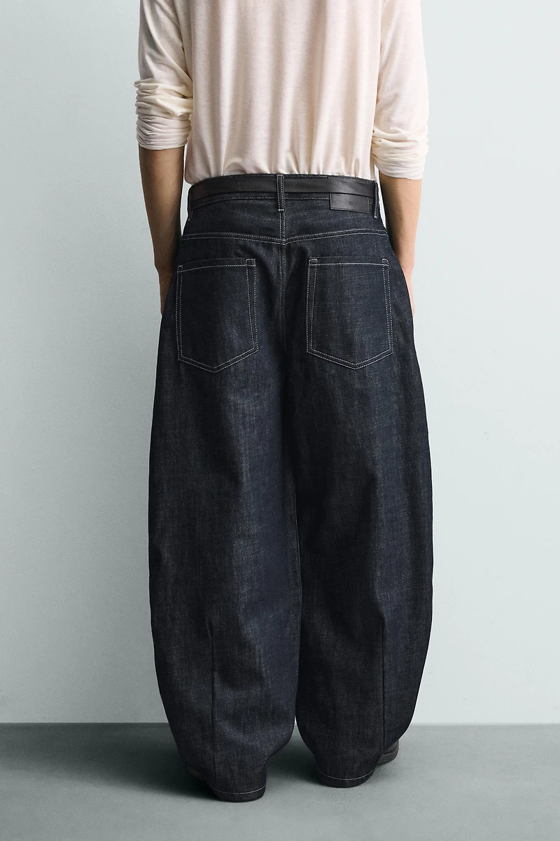 BALLOON FIT JEANS