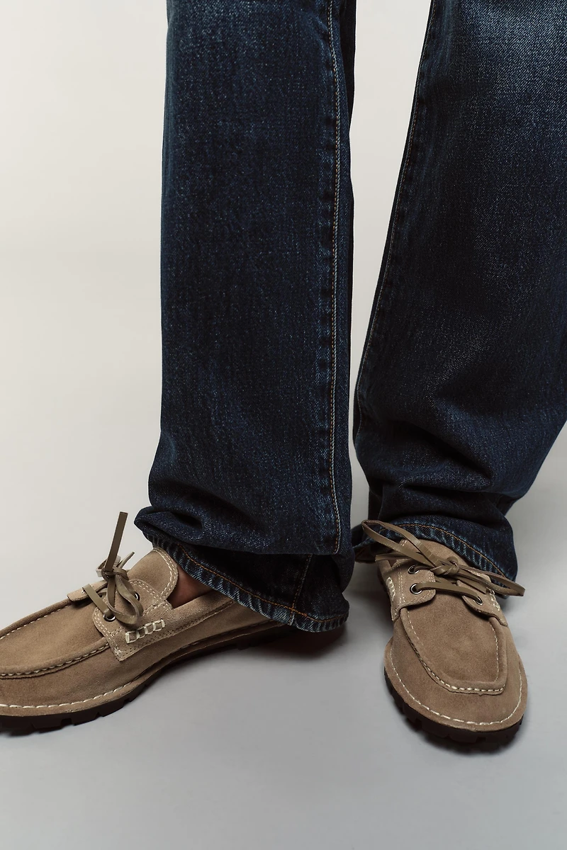 SERRAJE BOAT SHOES WITH SERRATED SOLE