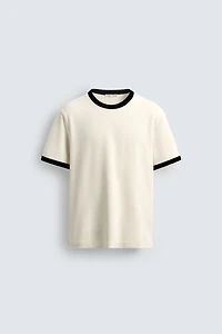 T-SHIRT CÔTELÉ BASIQUE EN CONTRASTE