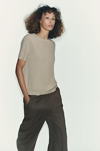 SHORT SLEEVE BASIC KNIT TOP