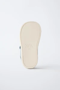 BAREFOOT SNEAKERS