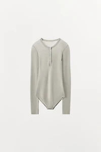 BUTTONED KNIT BODYSUIT