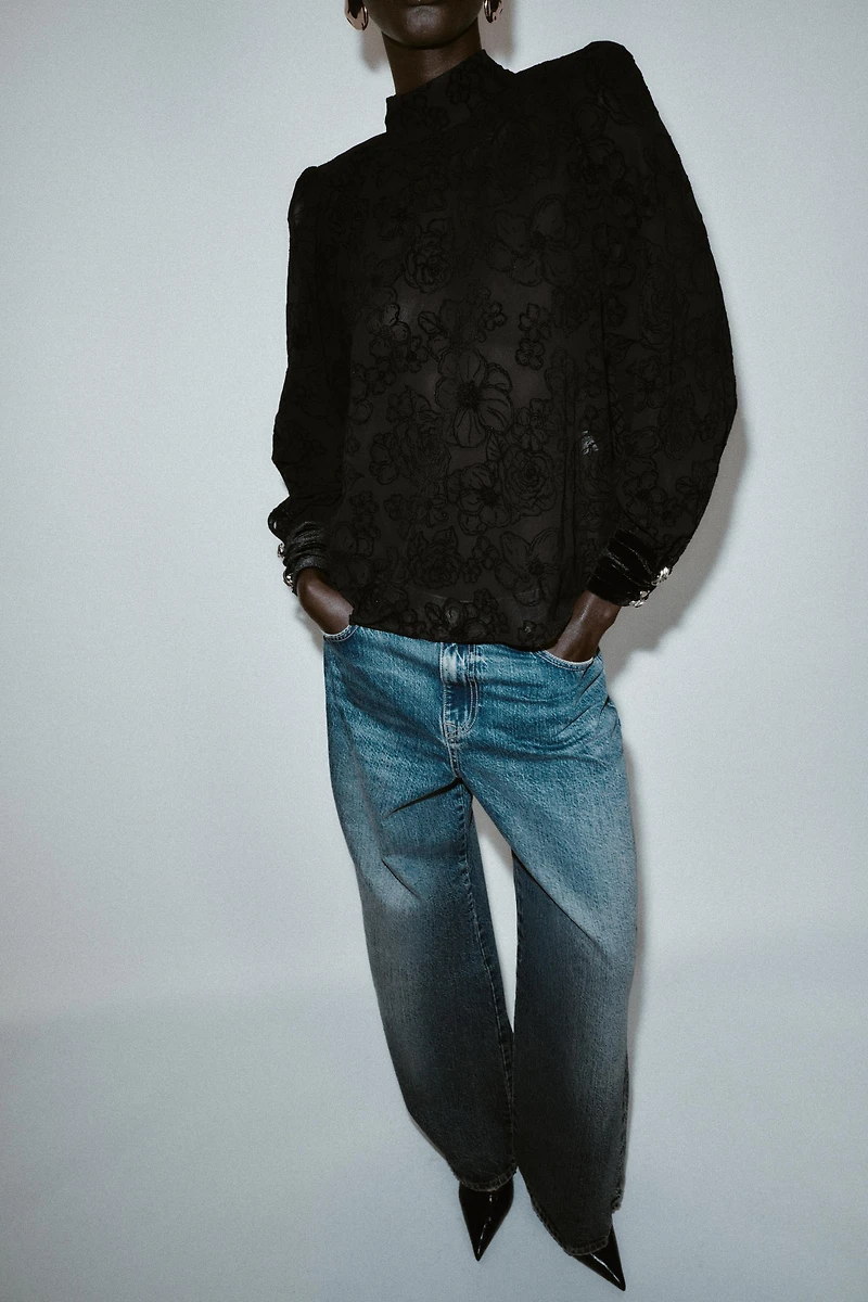 BOW SEMI-SHEER VELVET BLOUSE