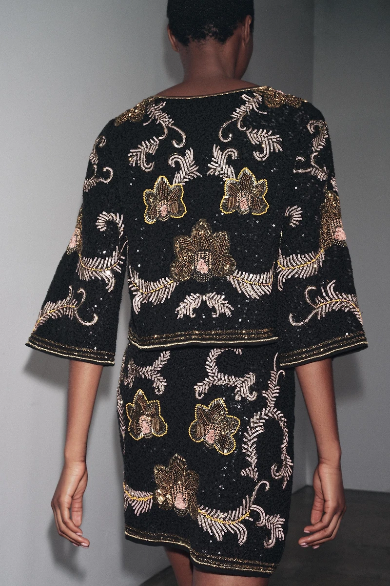 EMBROIDERED SHORT SKIRT