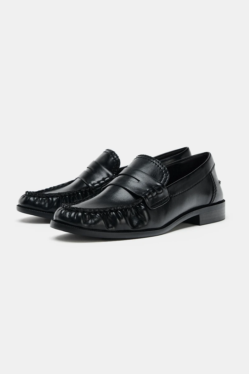 RUFFLED LOW HEEL LOAFERS