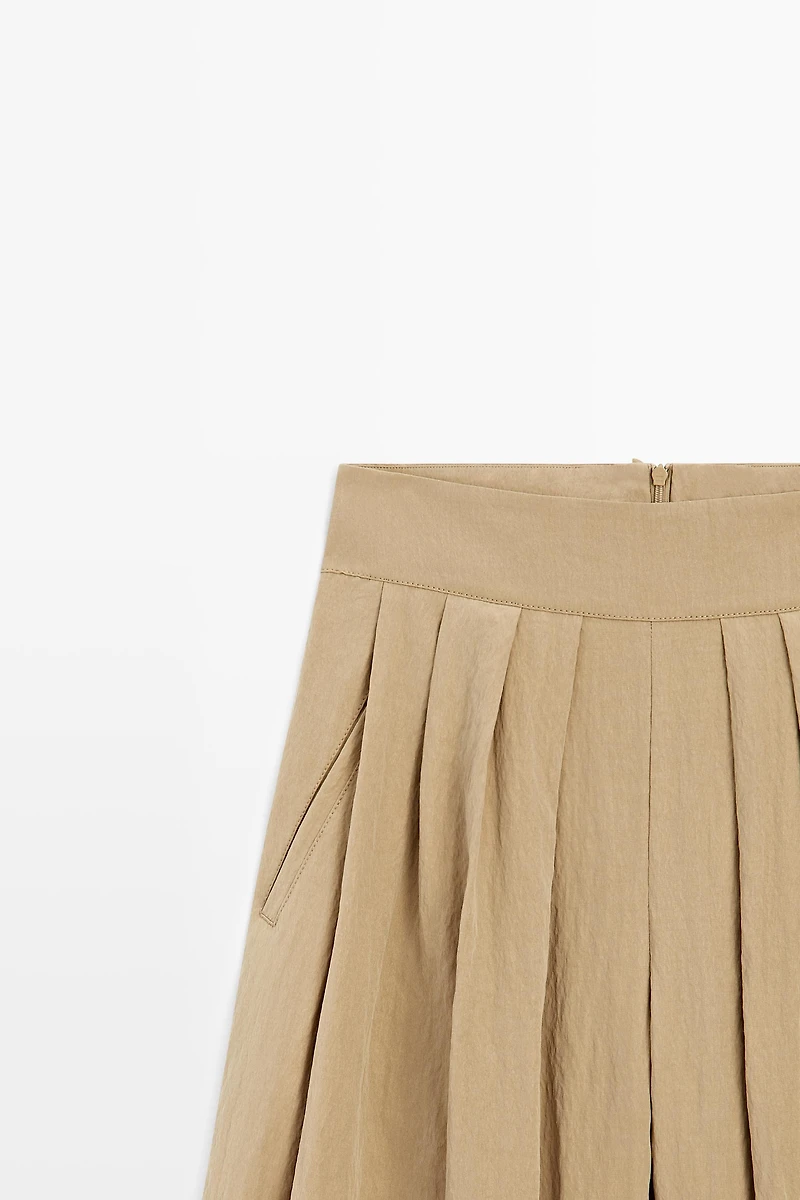 Palazzo trousers with box pleats