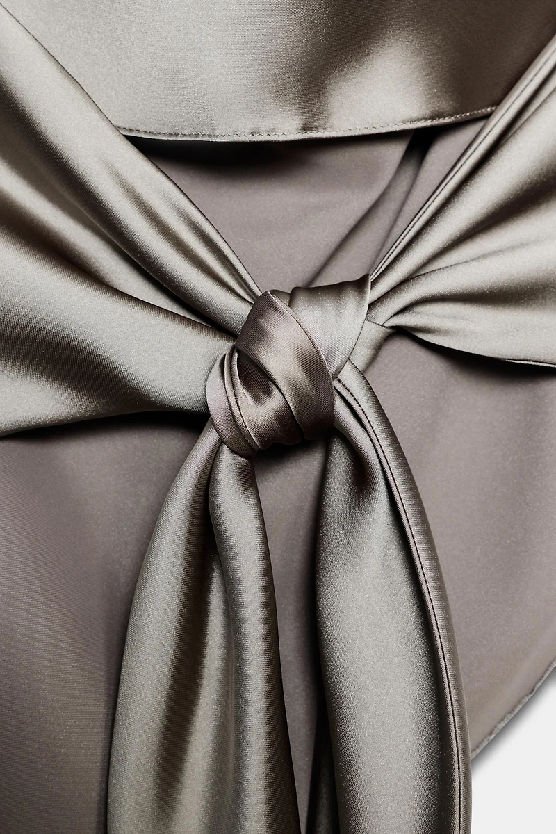 SATIN EFFECT HALTER TOP