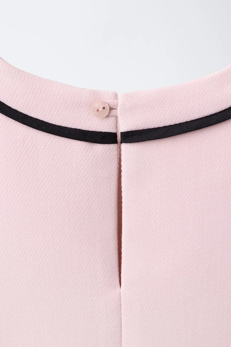 CONTRAST PIPING AND BOW DRESS