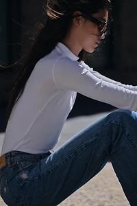 TURTLENECK T-SHIRT
