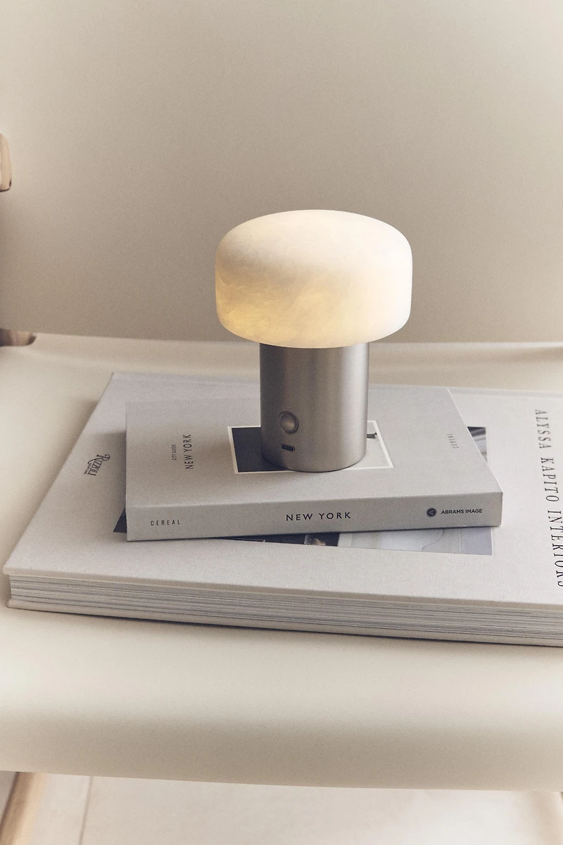 LAMPE TABLE SANS FIL ALBATRE ET MÉTAL