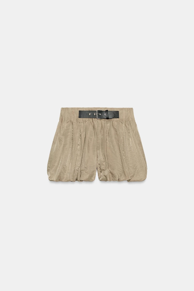BALLOON SHORTS WITH BUCKLE