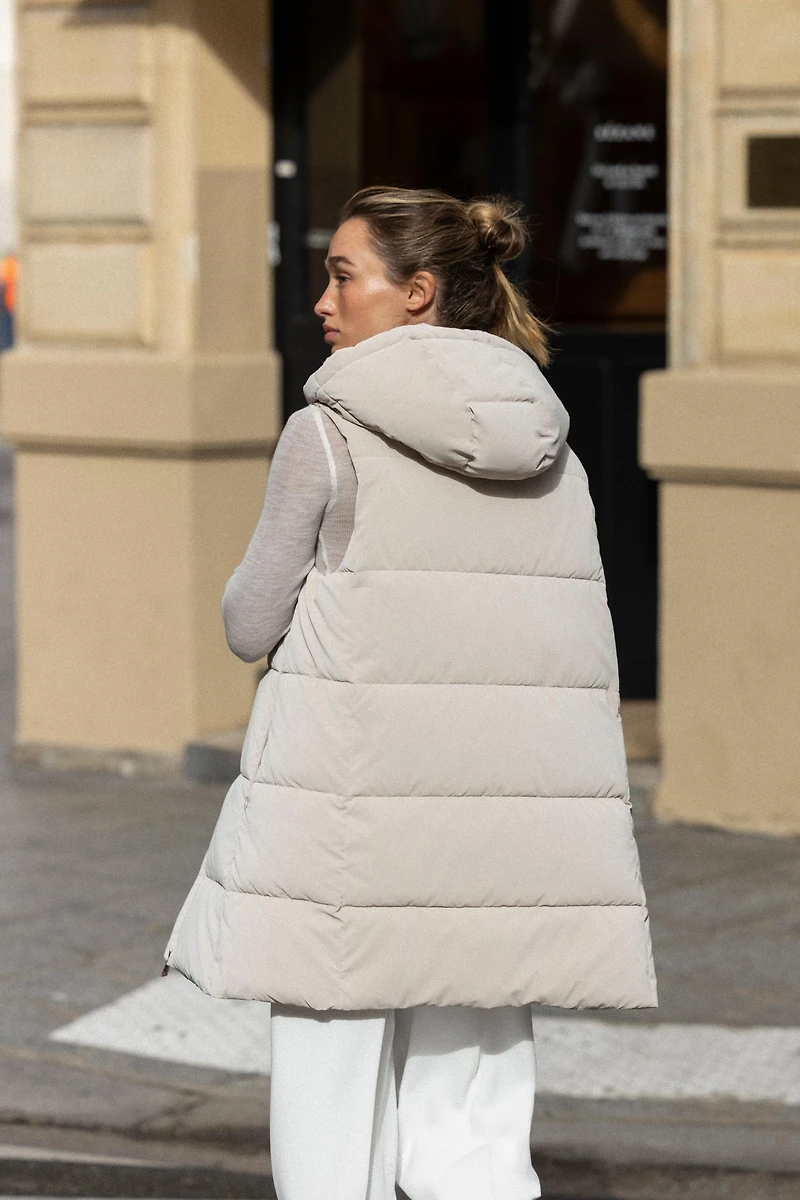 LONG PADDED HOODED VEST