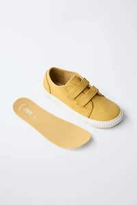 BAREFOOT SNEAKERS