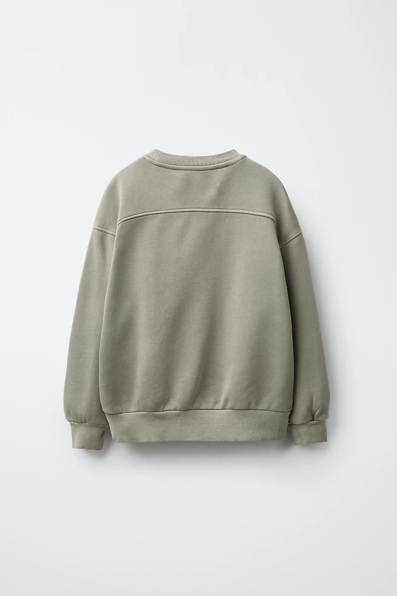 GARMENT DYE SWEATSHIRT AND JOGGER PANTS SET