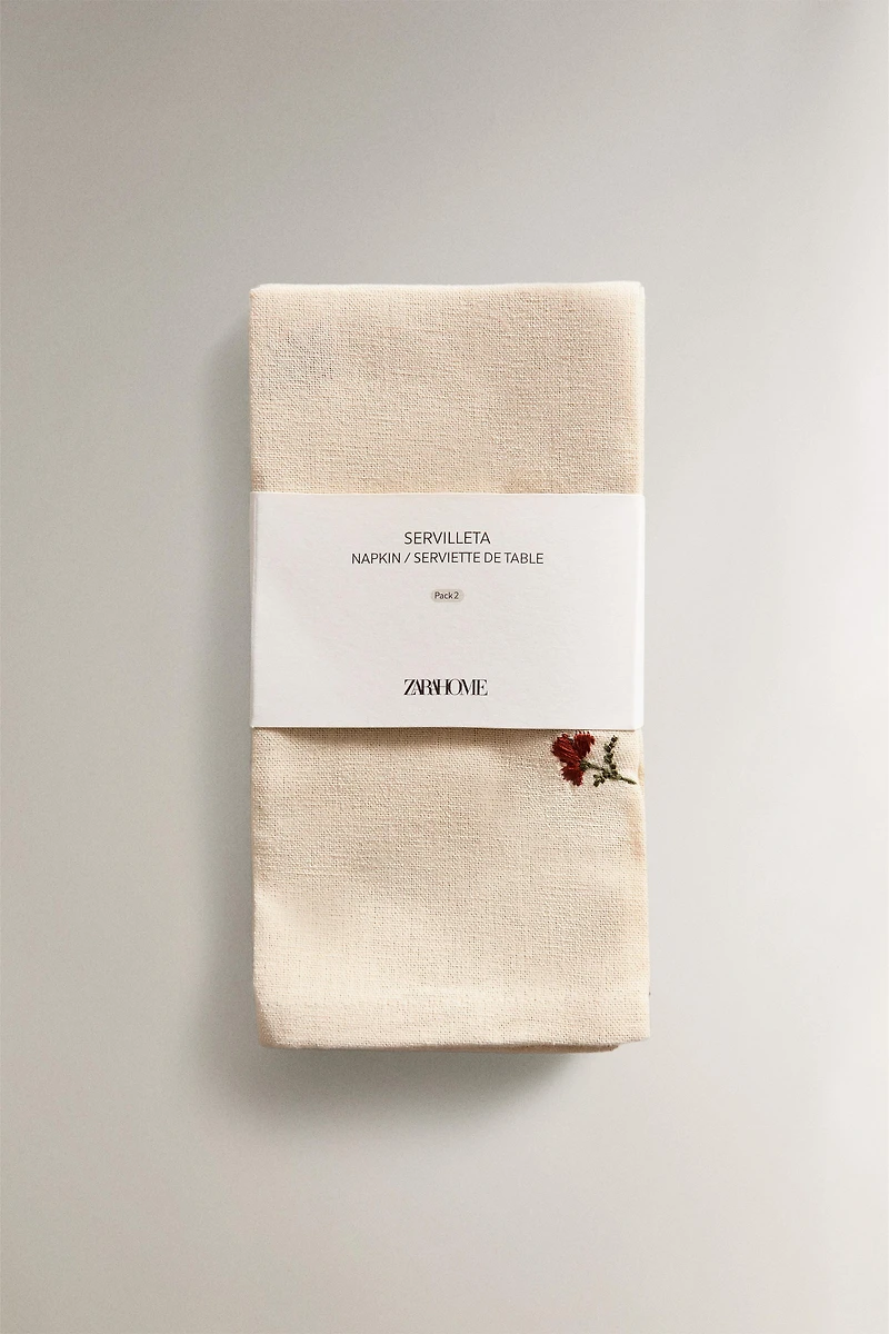 SET OF FLORAL EMBROIDERED NAPKINS (SET OF 2)
