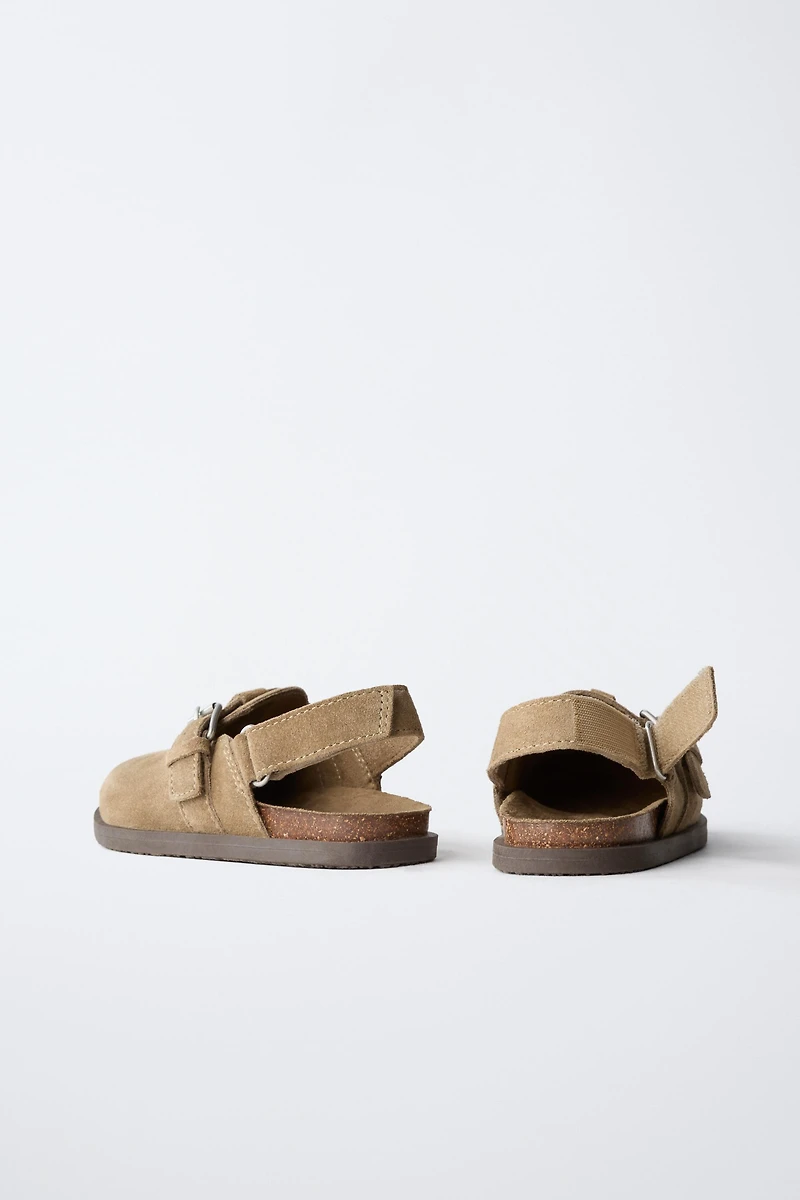 SPLIT LEATHER CLOGS