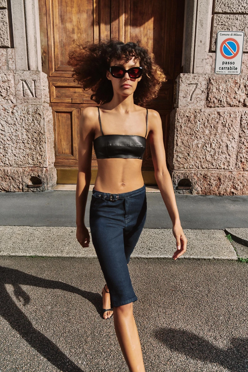 Z1975 BELTED CAPRI JEANS