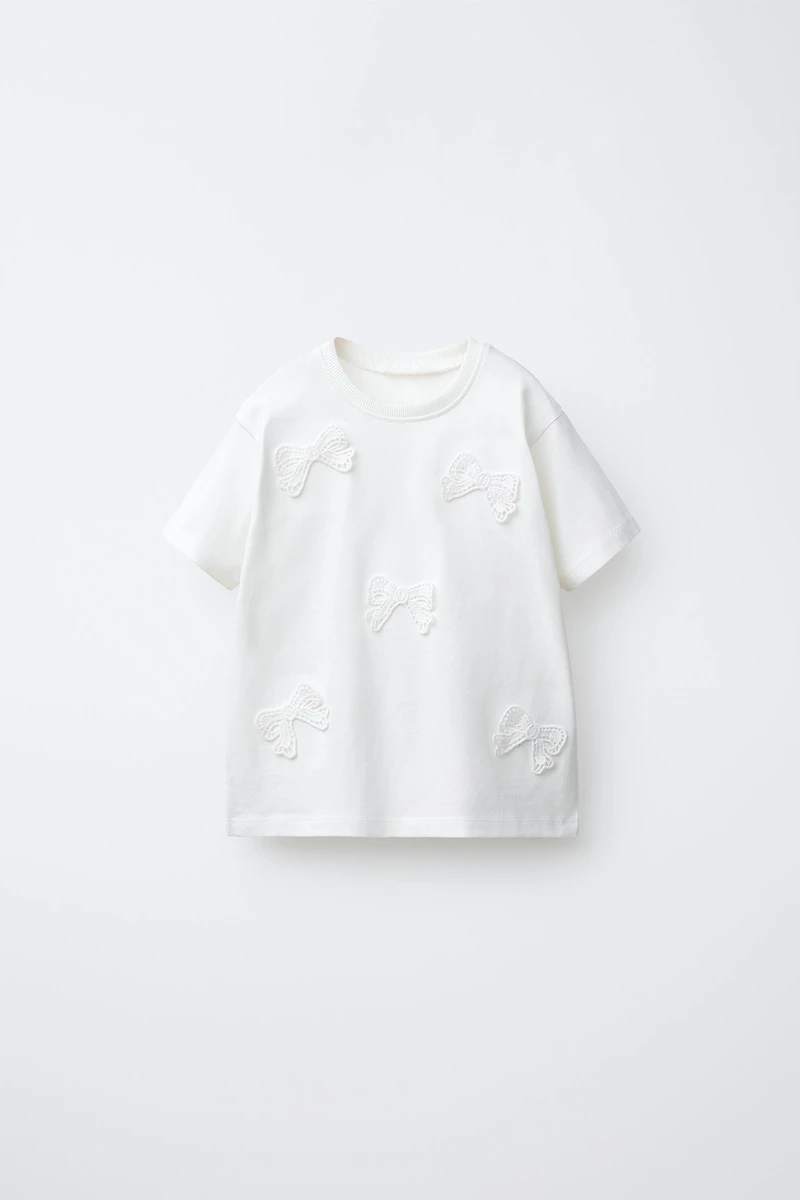 CROCHET BOW T-SHIRT