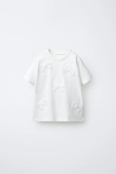 CROCHET BOW T-SHIRT