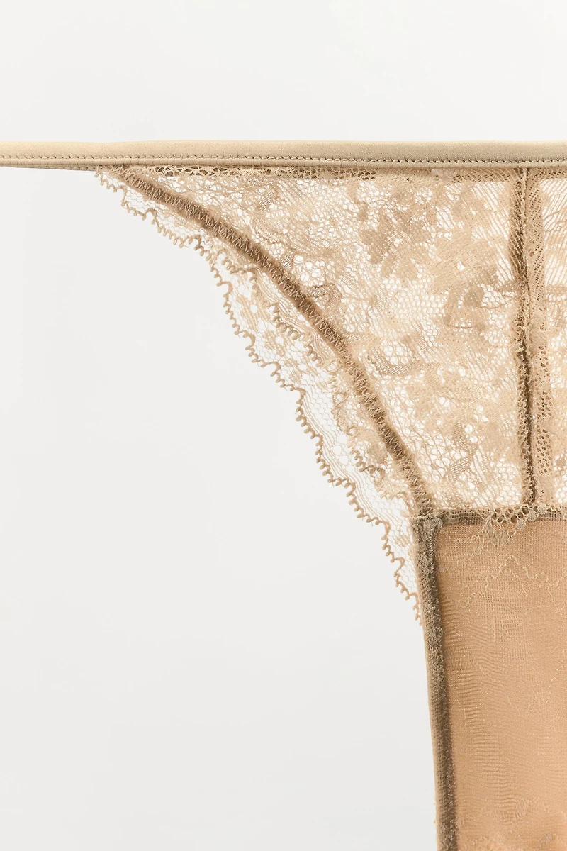 LACE HIPSTER PANTIES