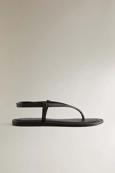 FLAT LEATHER SANDALS