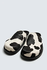 COWHIDE LEATHER CLOGS