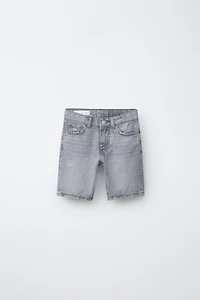 STRAIGHT DENIM SHORTS