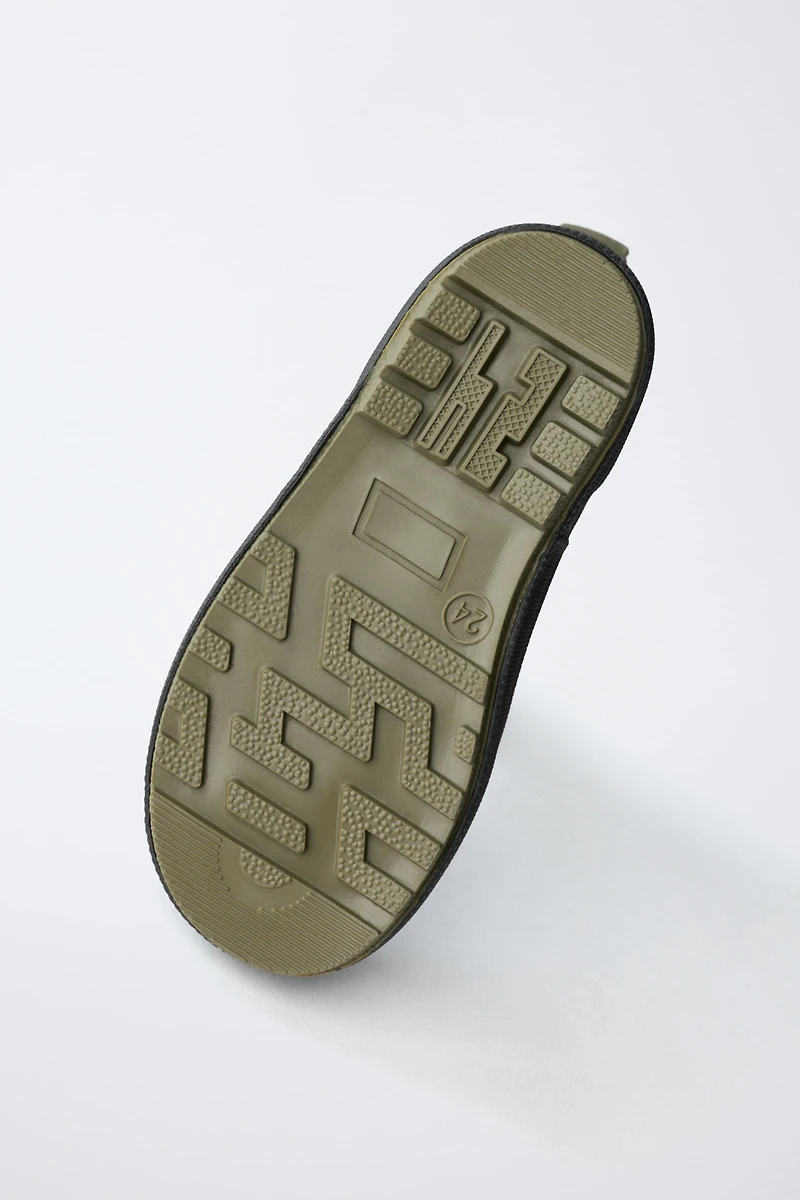 ELASTIC RAIN BOOTS
