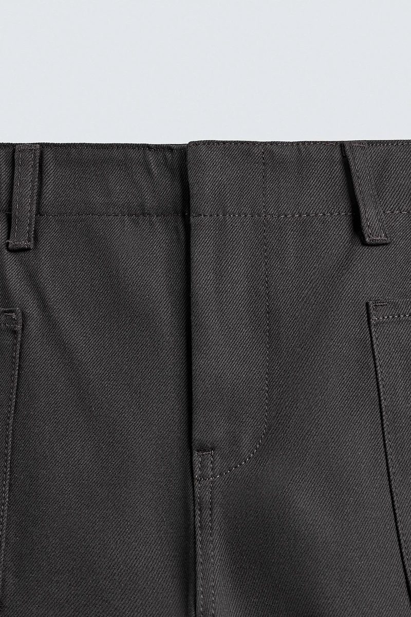 RELAXED FIT POCKET JEANS